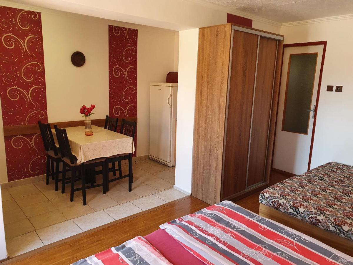 Apartament Privat U Jozefa Foeldesa Veľký Meder Zewnętrze zdjęcie