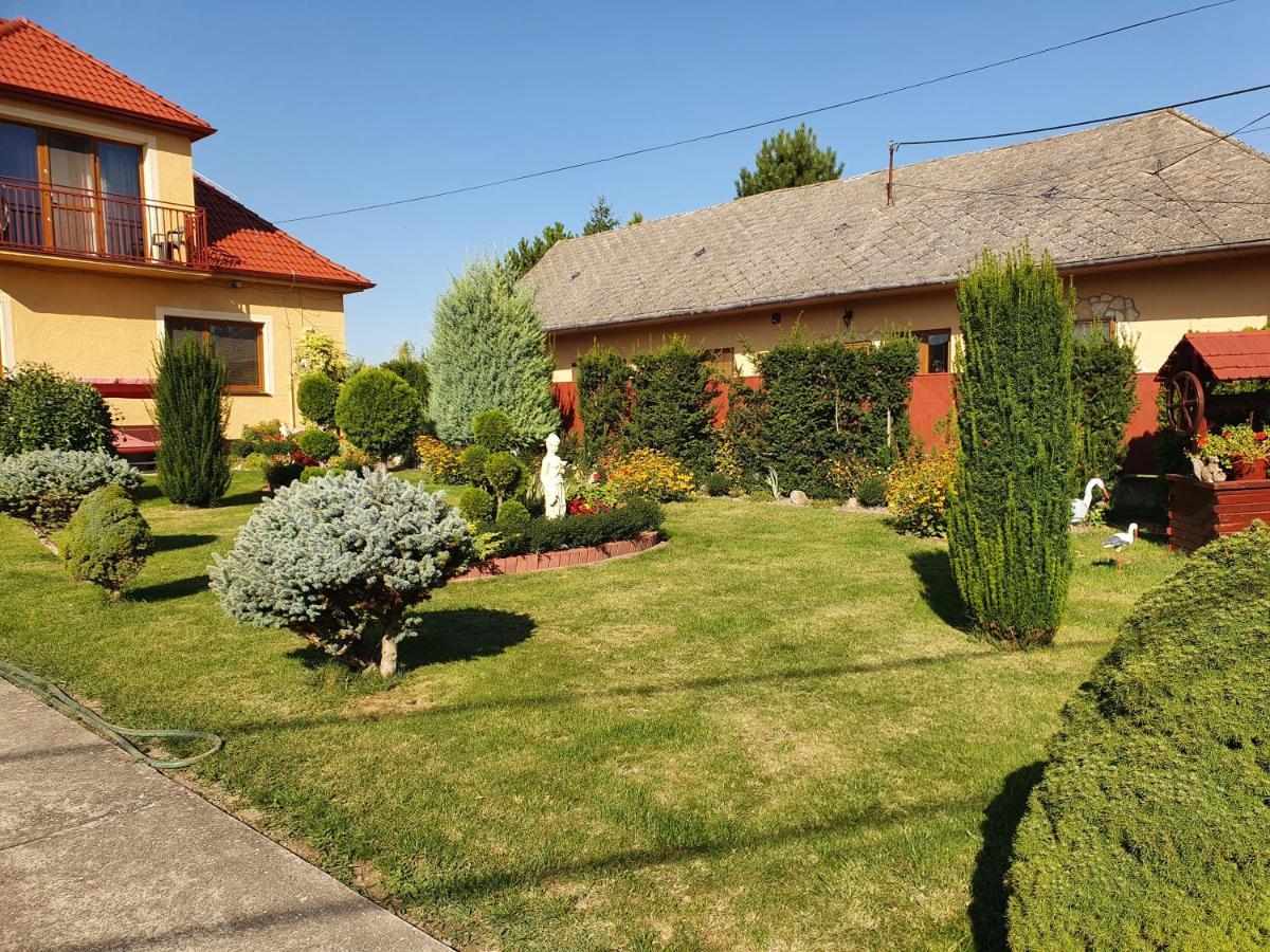 Apartament Privat U Jozefa Foeldesa Veľký Meder Zewnętrze zdjęcie